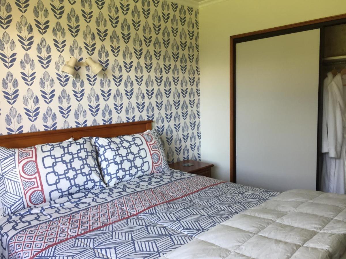 Ron And Tony'S Bed & Breakfast Tuatapere Экстерьер фото